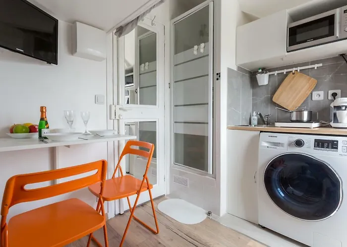 Charming - Palais De Congres