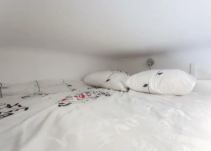 Charming - Palais De Congres Paříž